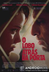 Волк у двери / O Lobo atras da Porta